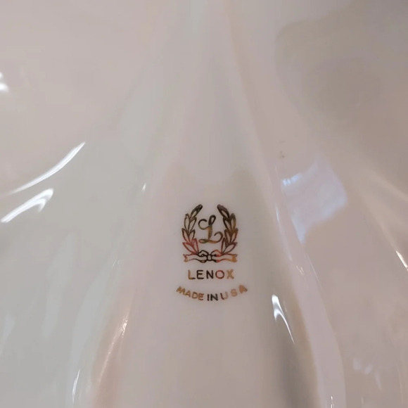 Vintage Lenox Gold Trimmed Maple Leaf Candy or Trinket Dish - Picture 9 of 11